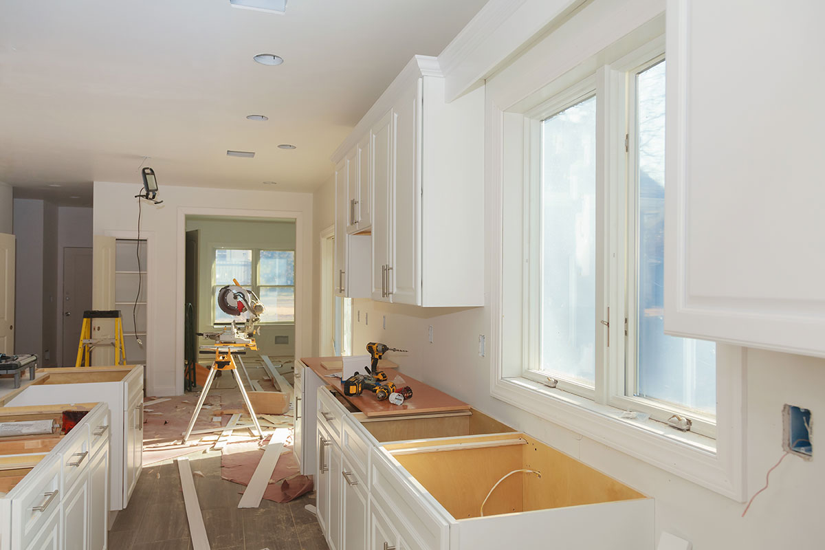 Custom kitchen cabinets of installation